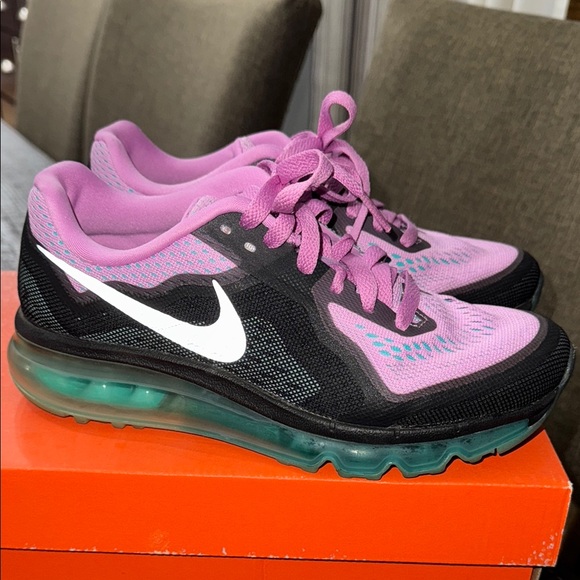 Nike AirMax - Picture 5 of 7